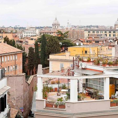 White Panoramic Jacuzzi Suite Trastevere - Top Collection 罗马 外观 照片